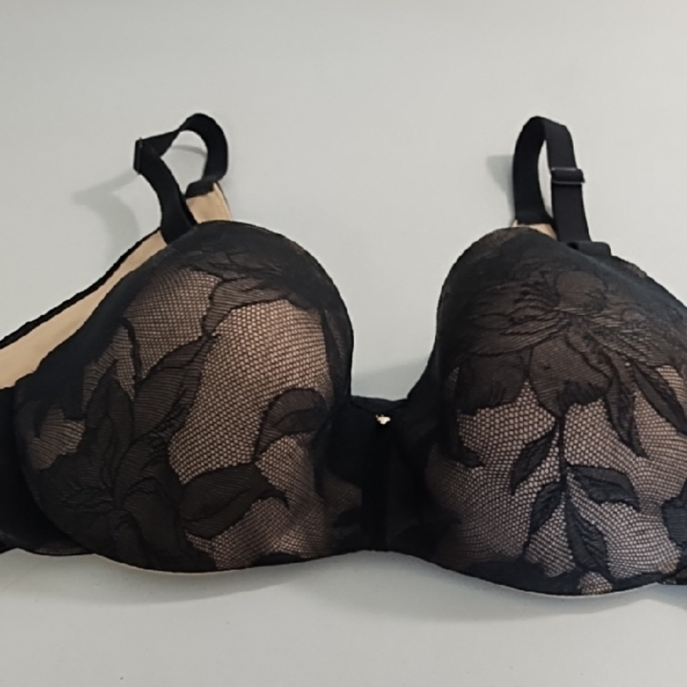 Cacique Black Lace Bra with Adjustable Straps and Underwire 38D